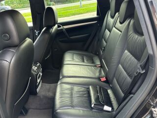 Porsche Cayenne Turbo 4.5 331kW