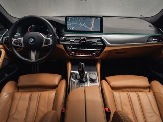 BMW 530 d xDrive LCI M-Sportpakett 3.0 R6 210кВ
