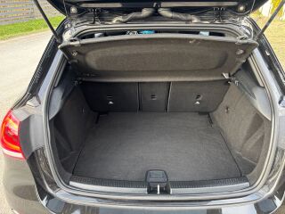 Mercedes-Benz A 180 1.5 85kW