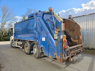 Mercedes-Benz ECONIC 26.33 6X2 240kW