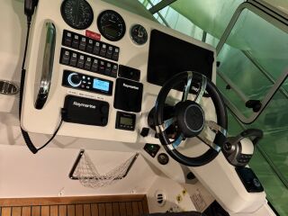 Marex 310 SUN CRUISER VOLVO PENTA - D6-380hj DPI - 265h