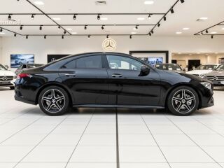 Mercedes-Benz CLA 200 AMG Night Package 1.3 120кВ