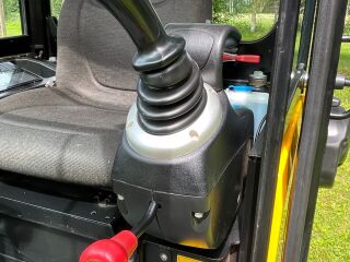 JCB  12кВ