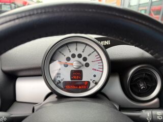 MINI Clubman 1.6 R4 88кВ