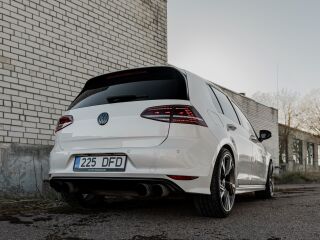 Volkswagen Golf MK7R 4Motion 2.0 R4 221kW