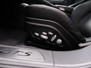 Porsche Panamera GTS 4.0 V8 338kW