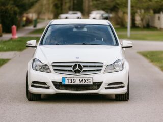 Mercedes-Benz C 180 2.1 88kW