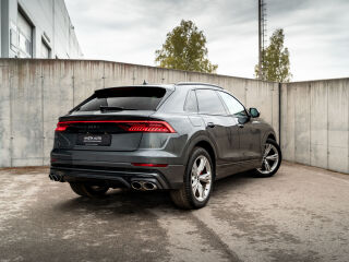 Audi SQ8 quattro 4.0 TFSI 373kW