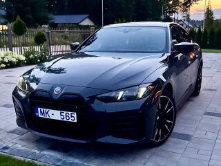BMW i4 M50 400кВ
