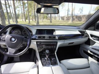 BMW 740 Individual XDRIVE 3.0 225kW