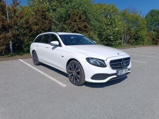 Mercedes-Benz E 300 de T AVANTGARDE 2.0 143kW