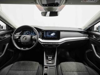 Skoda Octavia eHybrid 1.4 110кВ