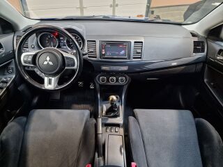 Mitsubishi Lancer Evolution X 2.0 217kW