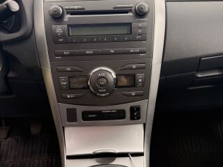 Toyota Corolla 1.6 97kW
