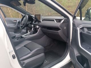 Toyota RAV4 2.5 131kW