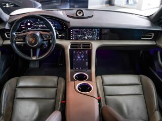 Porsche Taycan Turbo Cross Turismo 500kW