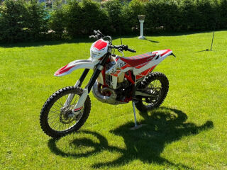 Beta RR 300