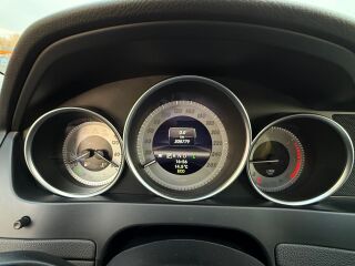Mercedes-Benz C 220 Avantgarde AMG Facelift EU5 2.1 R4 CDI 125кВ