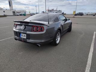 Ford Mustang V6 3.7 V6 227kW