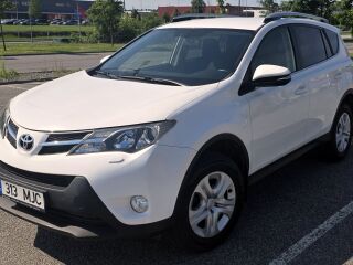Toyota RAV4 2.0 111kW