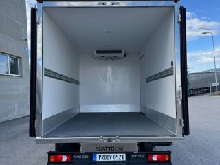 Iveco Daily külmikfurgoon L4H2 THERMO KING V400X MAX 50 2.3 116kW