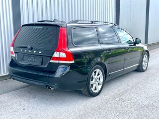 Volvo V70 Black Edition 2.4 D5 158кВ