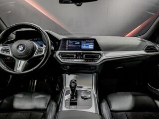 BMW 330 i M-Pakett Shadowline 2.0 190kW