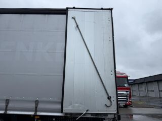 Schmitz Semitrailer Curtainsider Standard