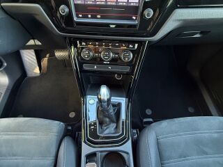 Volkswagen Touran Highline Facelift 2.0 R4 TDI 140кВ