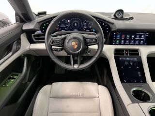 Porsche Taycan 4S 420кВ