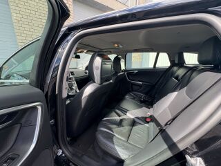 Volvo V60 2.4 158kW