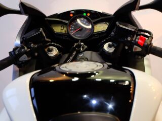 Honda VFR 1200 V4 127кВ