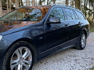Mercedes-Benz E 350 3.0 V6 195kW
