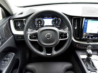 Volvo XC60 AWD 360C H&K LUXURY INSCRIPTION INTELLI SAFE  2.0 MY2019 140кВ