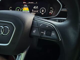 Audi Q3 45 Sportback e-tron Model 2023 1.4 110kW