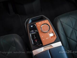 BMW iX xDrive 40 102кВ