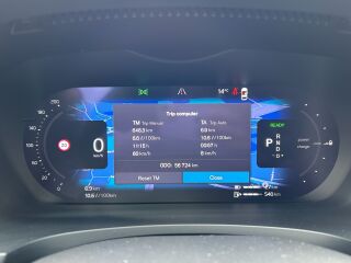 Volvo S90 T8 AWD Plug-In Hybrid 2.0 R4 288kW