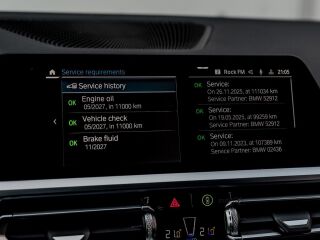 BMW 330 e M-Sport Individual 2.0 215kW