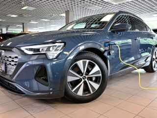 Audi Q8 e-tron 55 SPORTBACK B&O SAFETY PRO 114 kWh Quatto 55 114kwh 300кВ