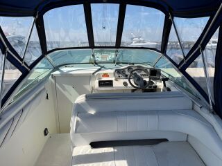 Sea Ray 230
