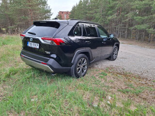Toyota RAV4 Luxury Plus AWD 2.5 131kW