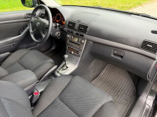 Toyota Avensis Linea Sol Technical 2.0 VVT-i 108kW