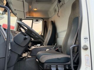 Volvo FE 330 Side open