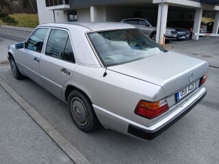 Mercedes-Benz 200 2.0 53kW