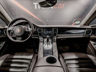 Porsche Panamera GTS Sport chrono 4.8 316kW