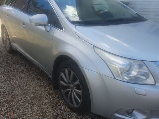 Toyota Avensis 2.0 112кВ