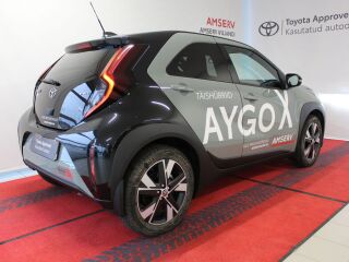 Toyota Aygo X Pulse Hybrid 1.5 68kW