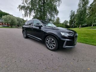 Audi Q7 55 TFSI e 3.0 250кВ