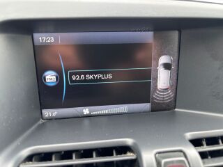Volvo XC60 Momentum 2.0 R5 D3 100kW