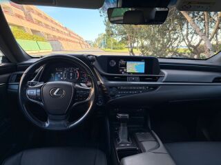 Lexus ES 300h +LPG 2.5 131kW